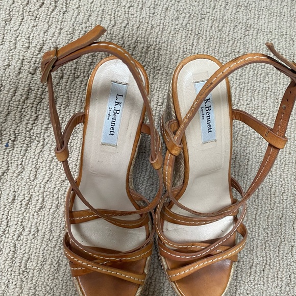 L.K. Bennett Tan leather wedges - Picture 3 of 7